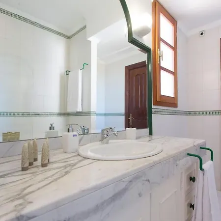 Villa Andalusian On The Sea And The Bay Of Malaga